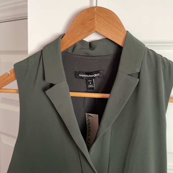 Banana Republic size 4 olive green dress. - Picture 3 of 4